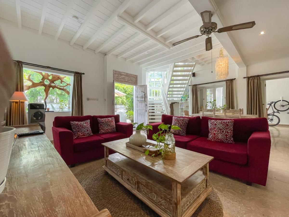 Beach House Canggu - 150M Berawa Beach Exterior foto