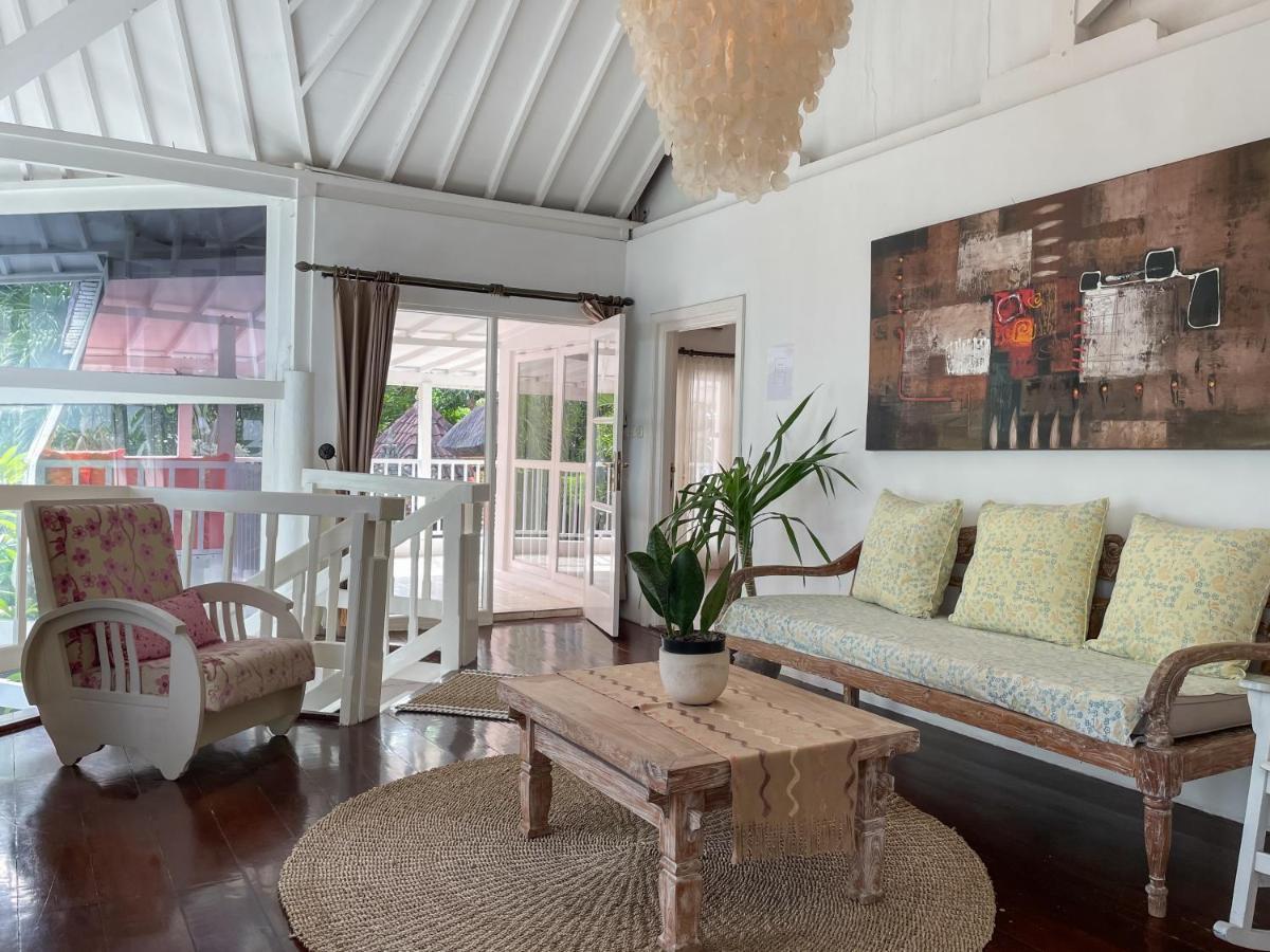 Beach House Canggu - 150M Berawa Beach Exterior foto